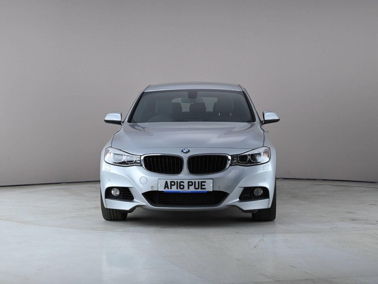 BMW 3 Series Gran Turismo thumbnail Front