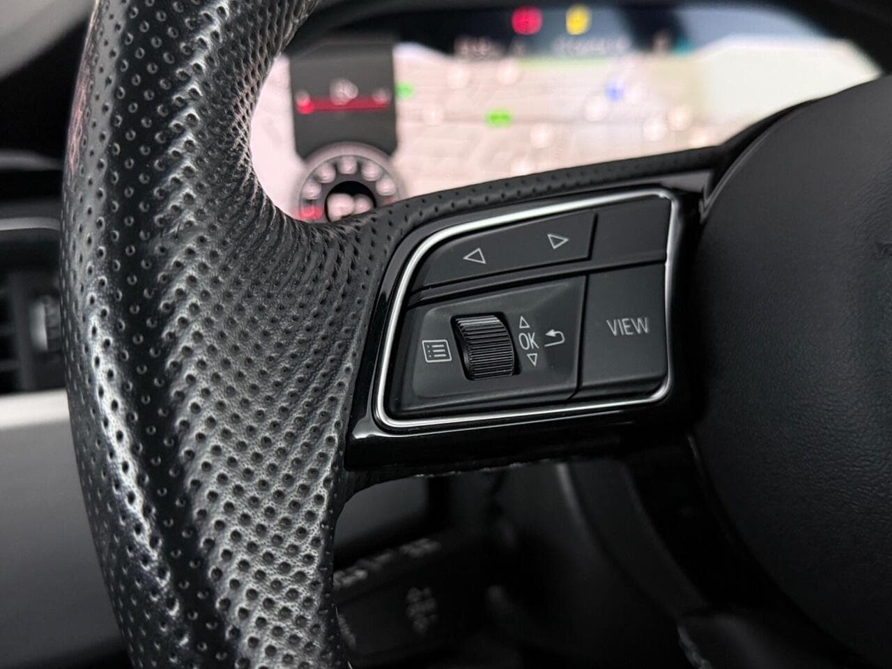 Audi A5 thumbnail Misc Controls