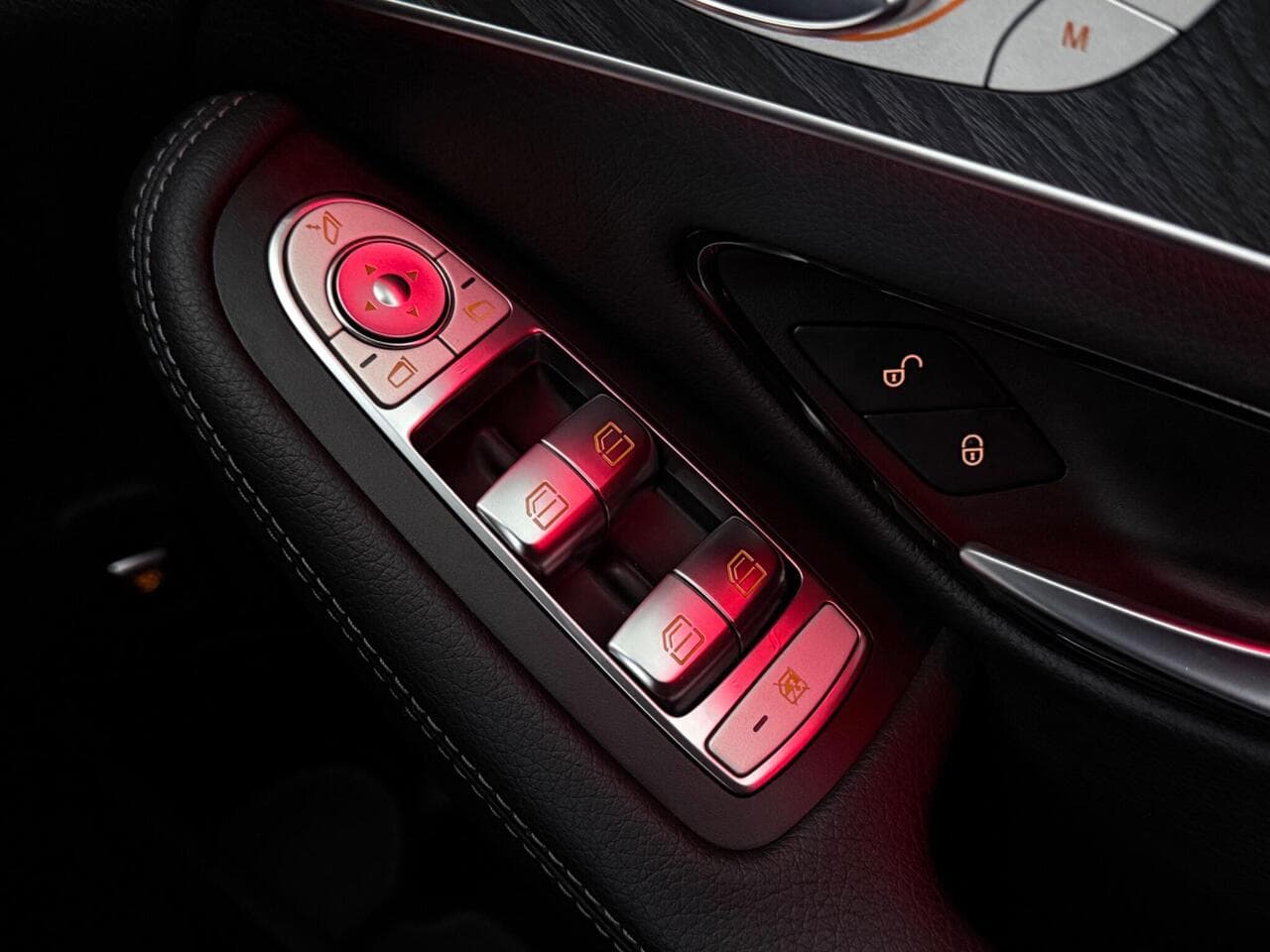 Mercedes-Benz C Class thumbnail Inconclusive