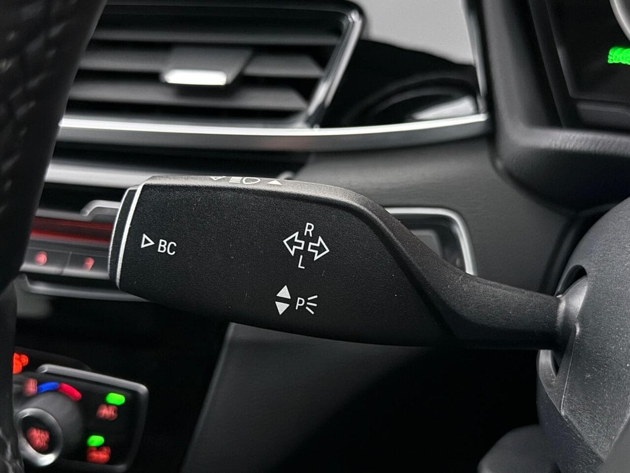 BMW X1 thumbnail Misc Controls
