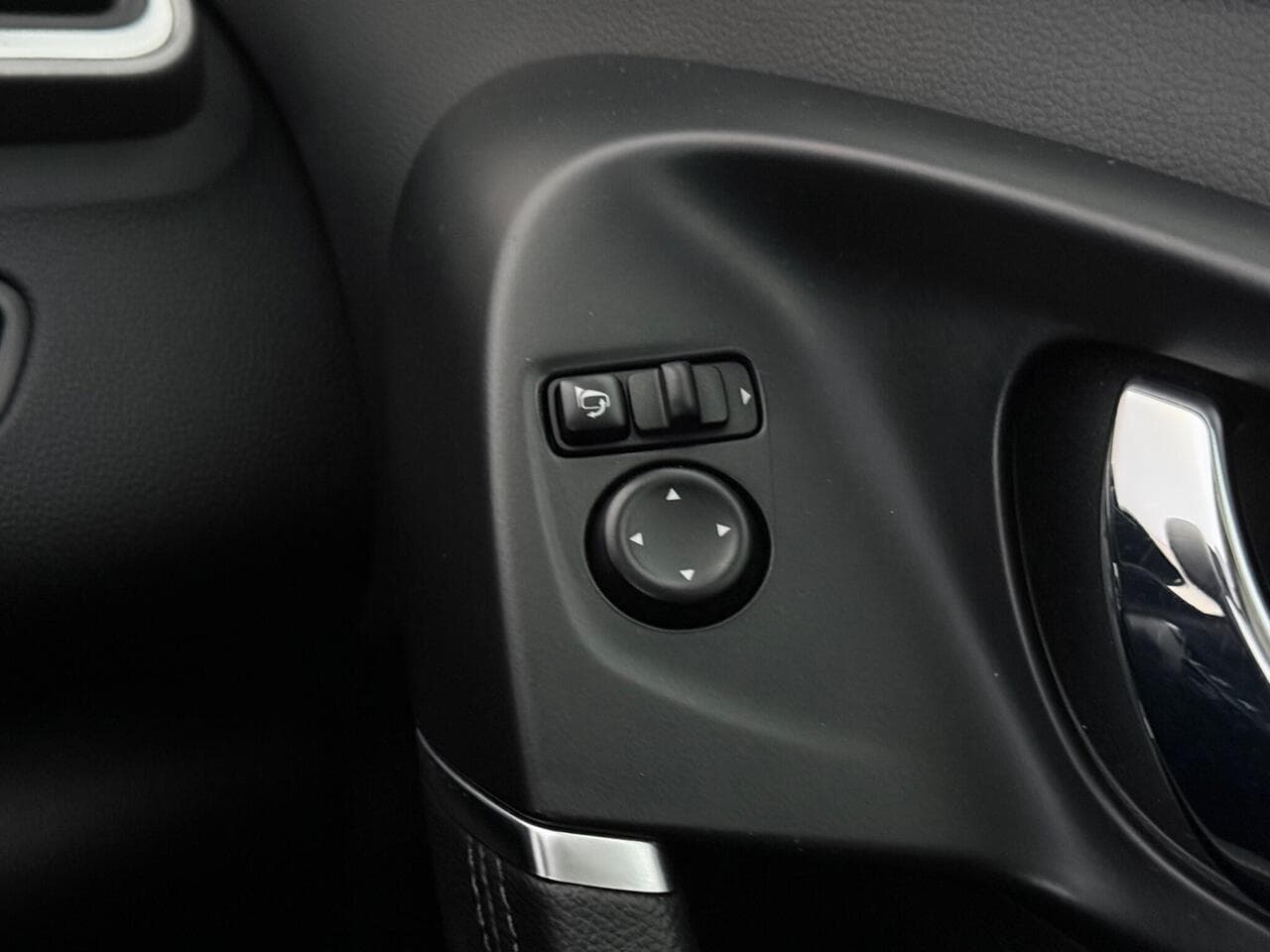 Renault Kadjar thumbnail Misc Controls