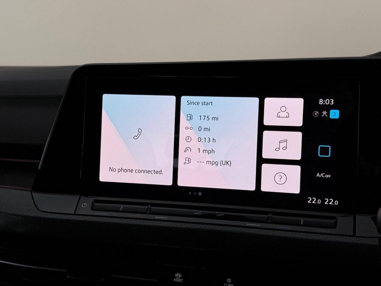 Volkswagen Golf thumbnail Infotainment System