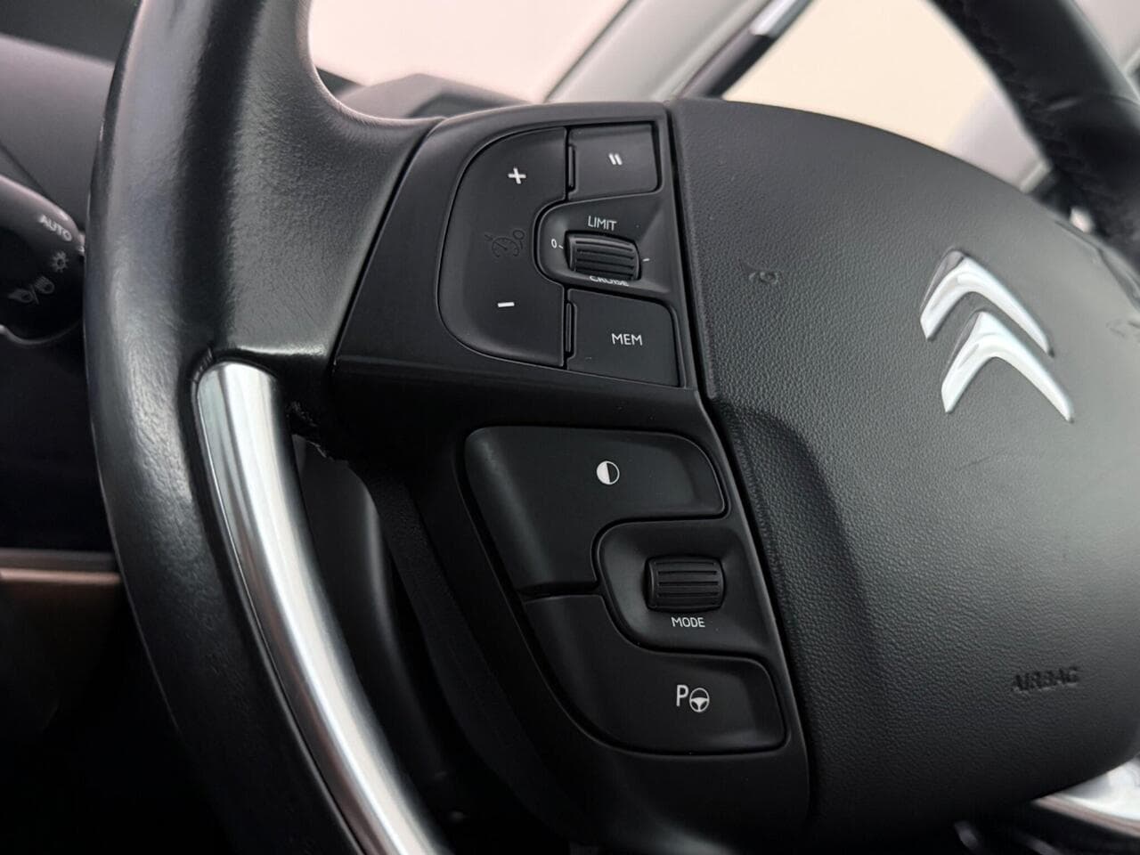 Citroen Grand C4 Picasso thumbnail Misc Controls