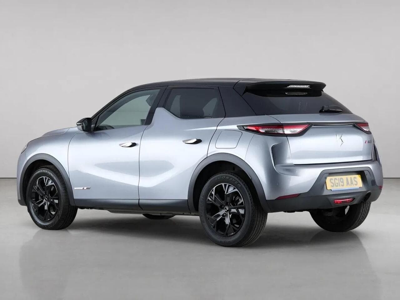 DS AUTOMOBILES DS 3 CROSSBACK thumbnail Rear Left