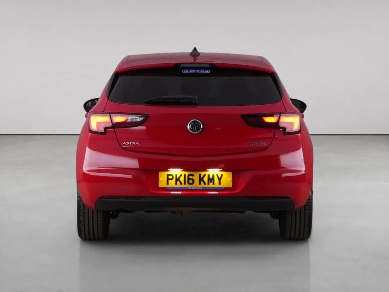 Vauxhall Astra thumbnail Rear