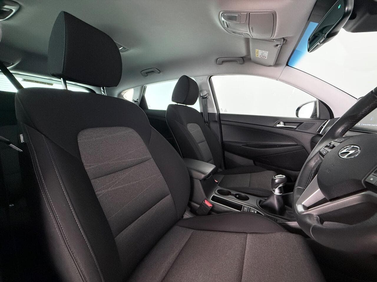 Hyundai TUCSON thumbnail Seat Driver