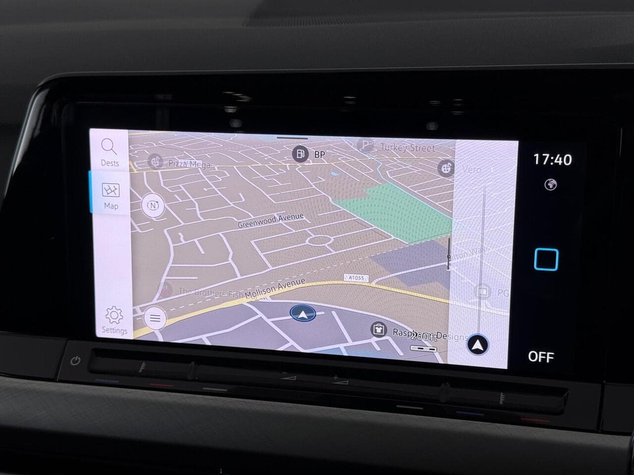 Volkswagen Golf thumbnail Infotainment System