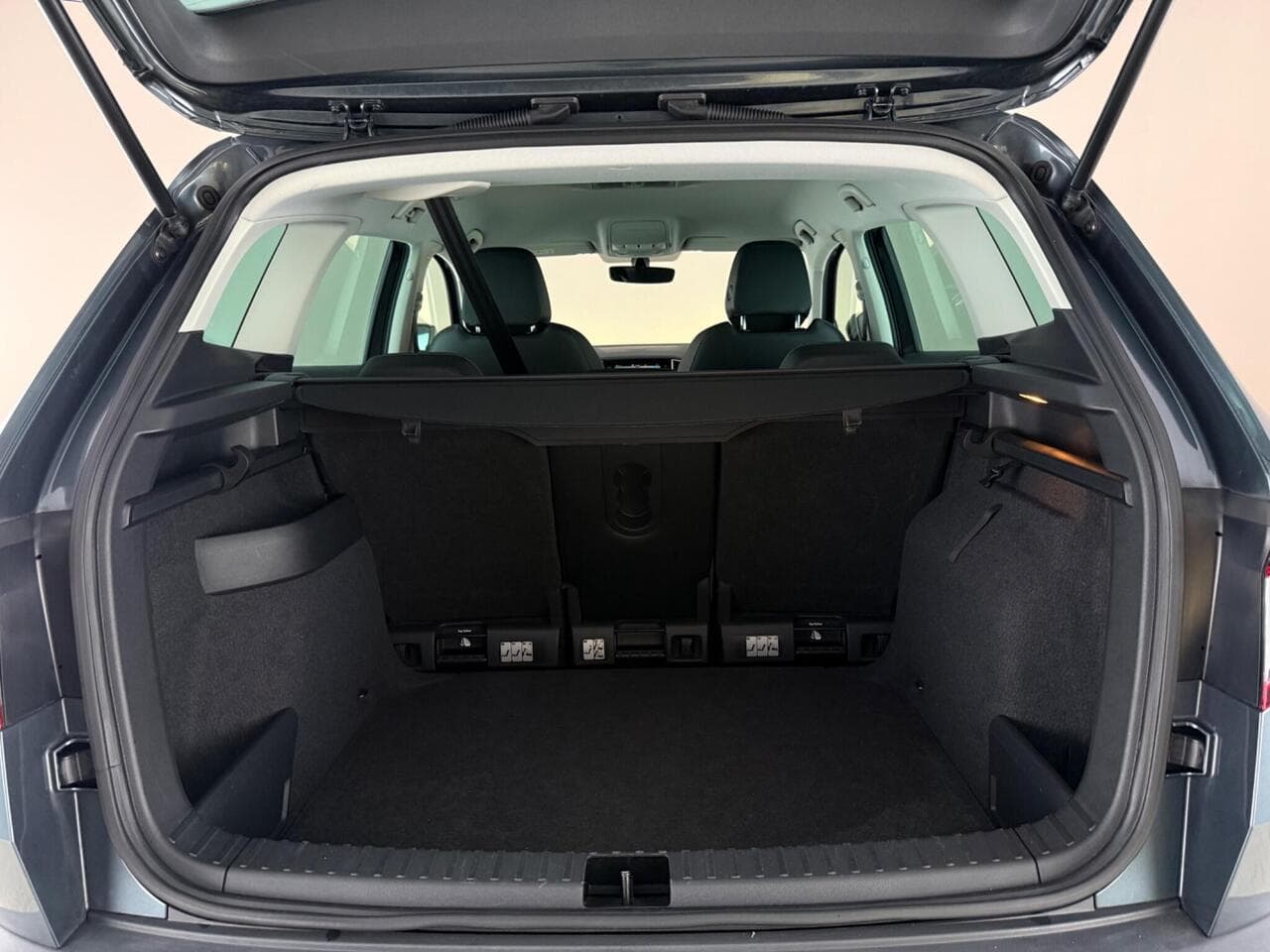 Skoda Karoq thumbnail Boot