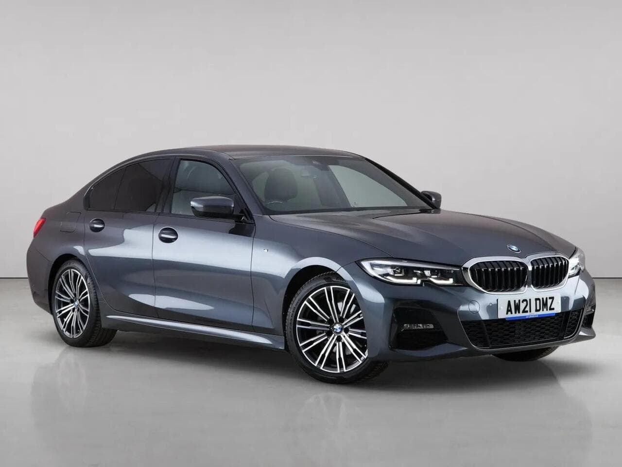 BMW 3 Series - BMW 3 Series 2.0 320i M Sport Auto xDrive Euro 6 (s/s) 4dr