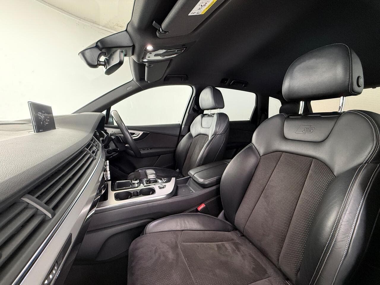 Audi Q7 thumbnail Seat Front Passenger