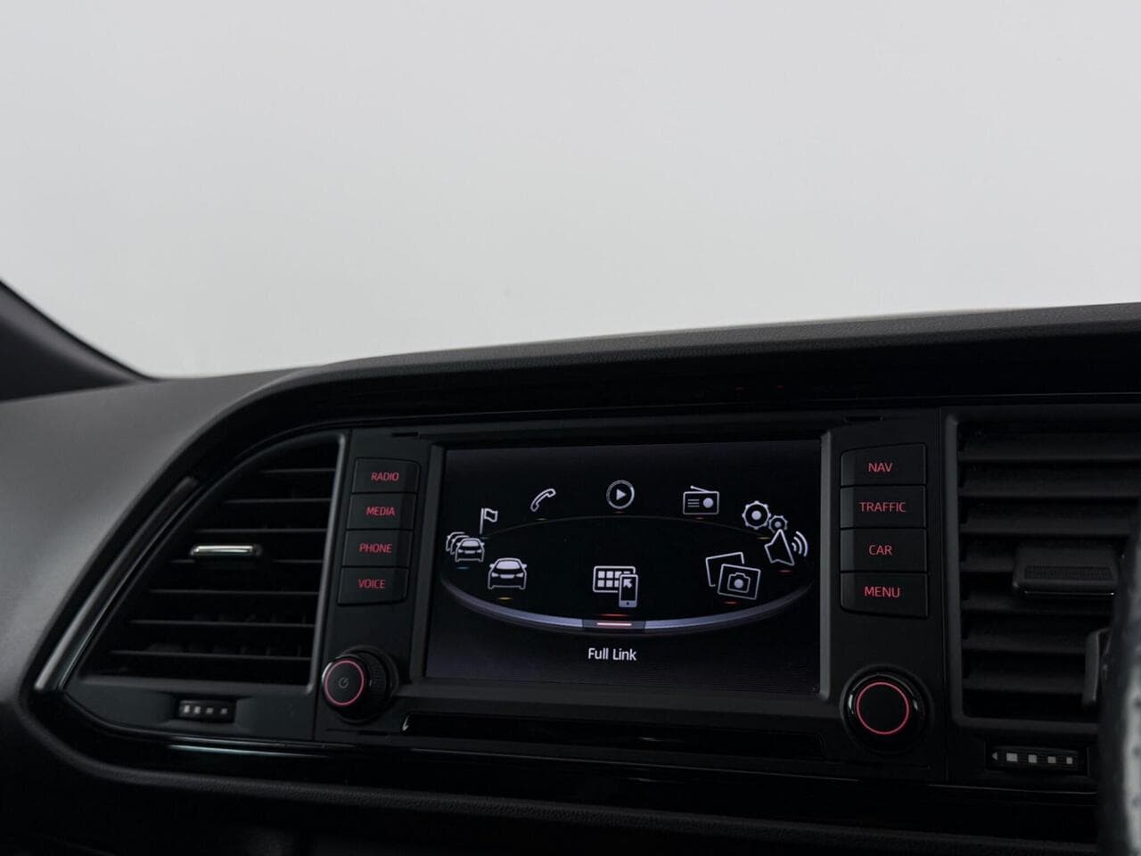 SEAT Leon thumbnail Interior Front