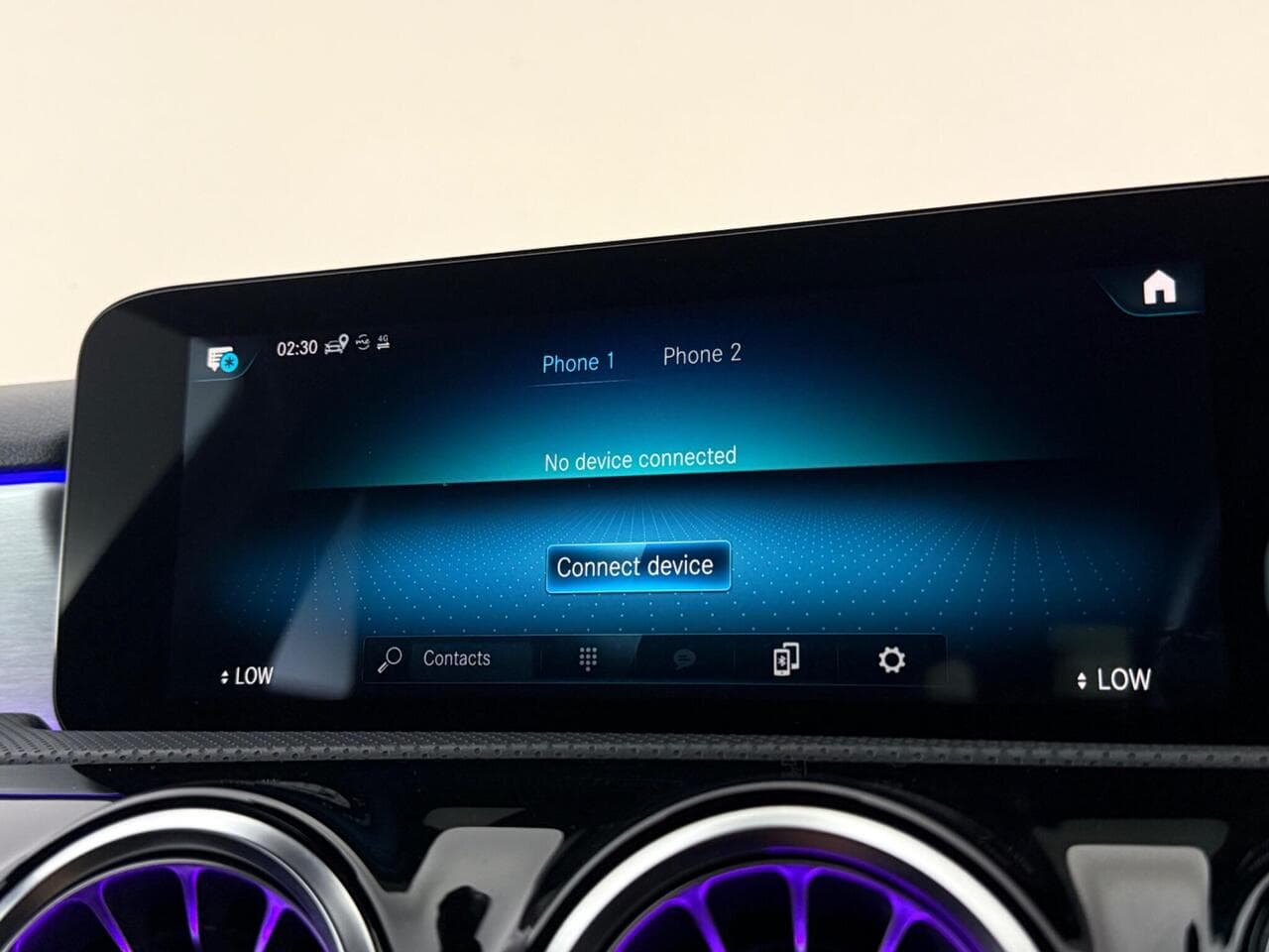 Mercedes-Benz A Class thumbnail Infotainment System