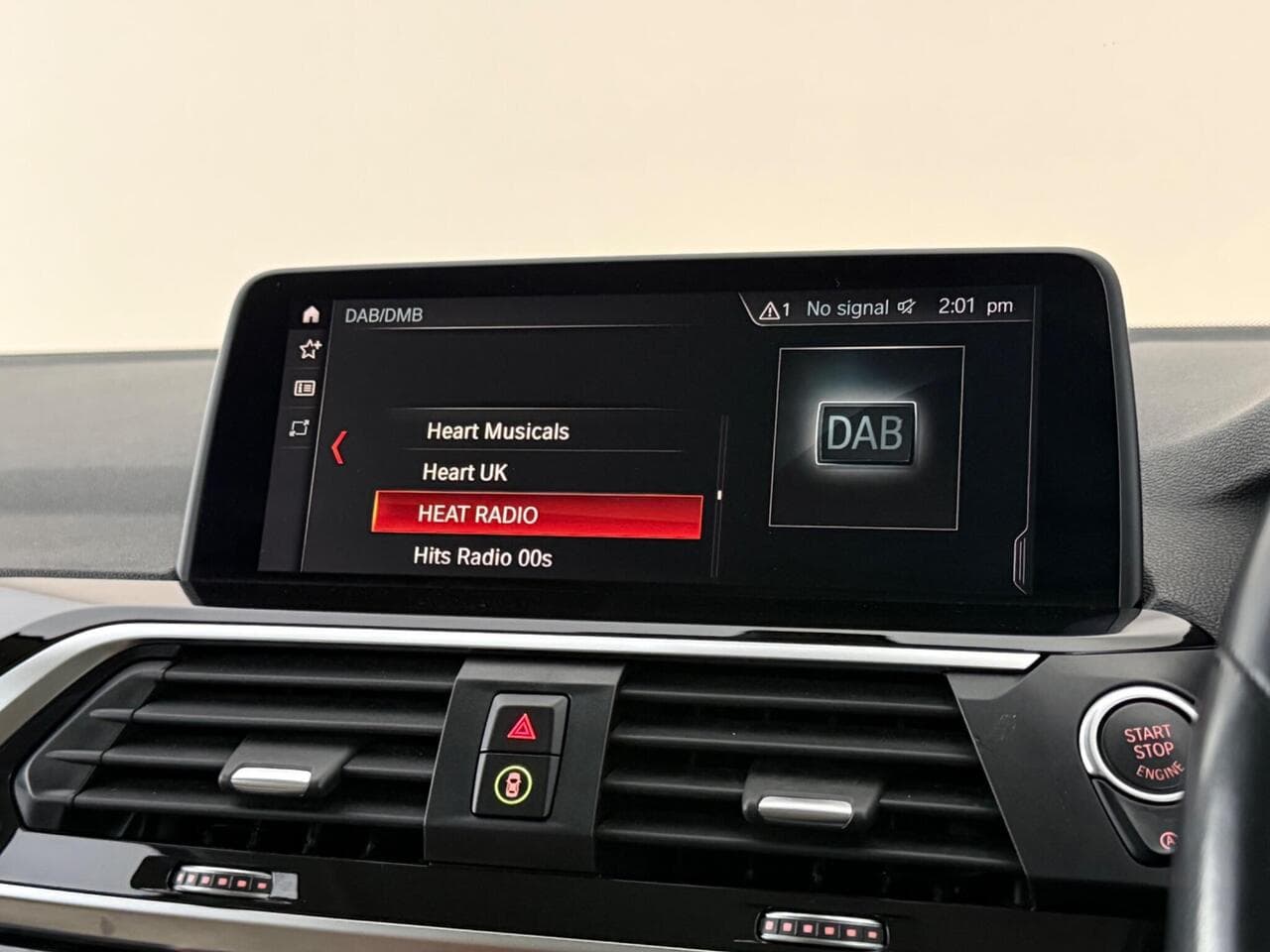 BMW X3 thumbnail Infotainment System