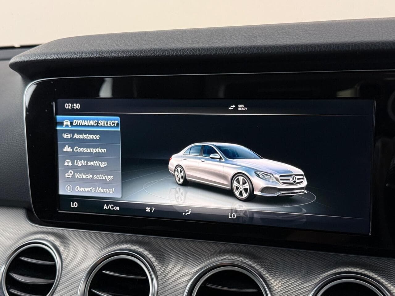 Mercedes-Benz E Class thumbnail Infotainment System
