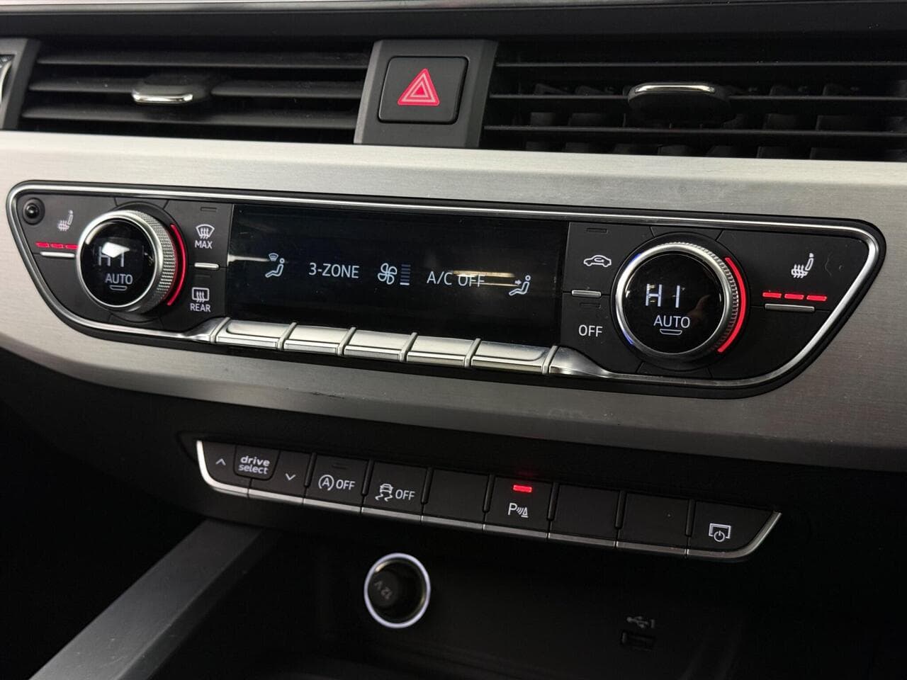 Audi A4 thumbnail Misc Controls