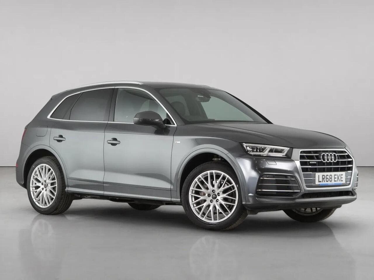 Audi Q5 - Audi Q5 2.0 TFSI S line SUV 5dr Petrol S Tronic quattro Euro 6 (s/s) (252 ps)