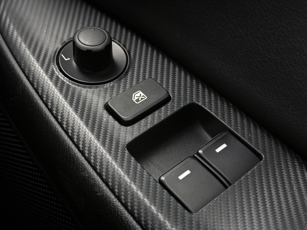 Mazda MX-5 RF thumbnail Misc Controls