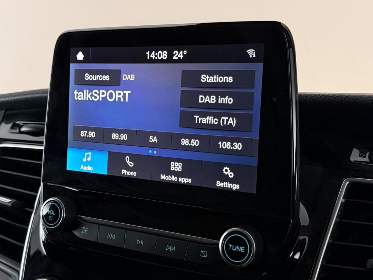 Ford Transit Custom thumbnail Infotainment System