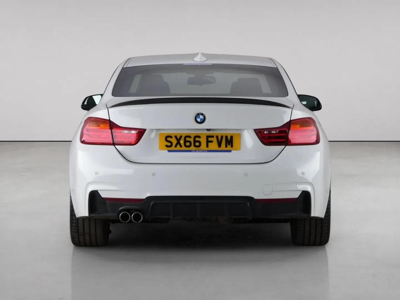 BMW 4 Series thumbnail Rear