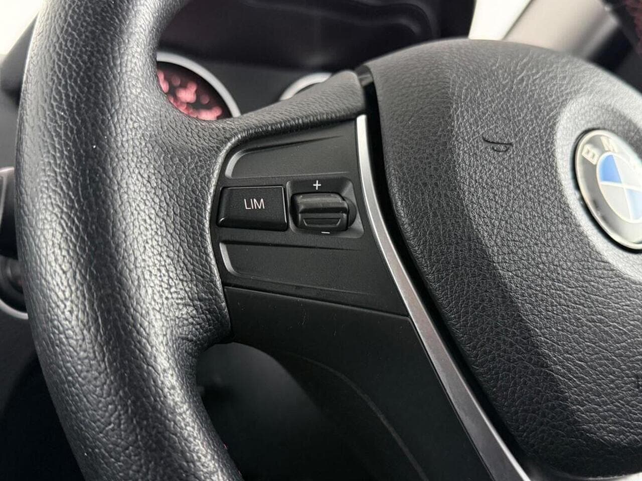 BMW 1 Series thumbnail Misc Controls