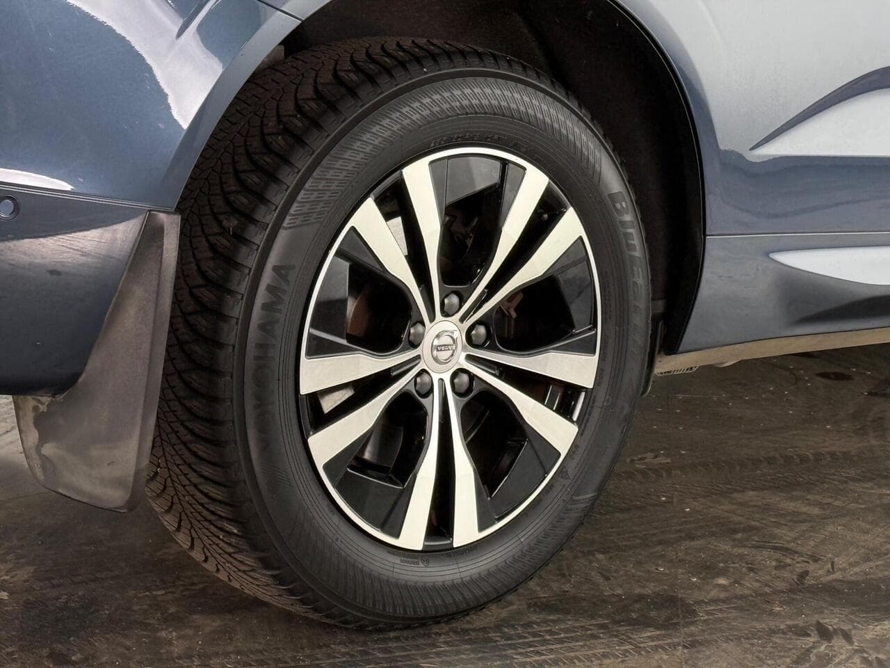 Volvo XC60 thumbnail Wheel