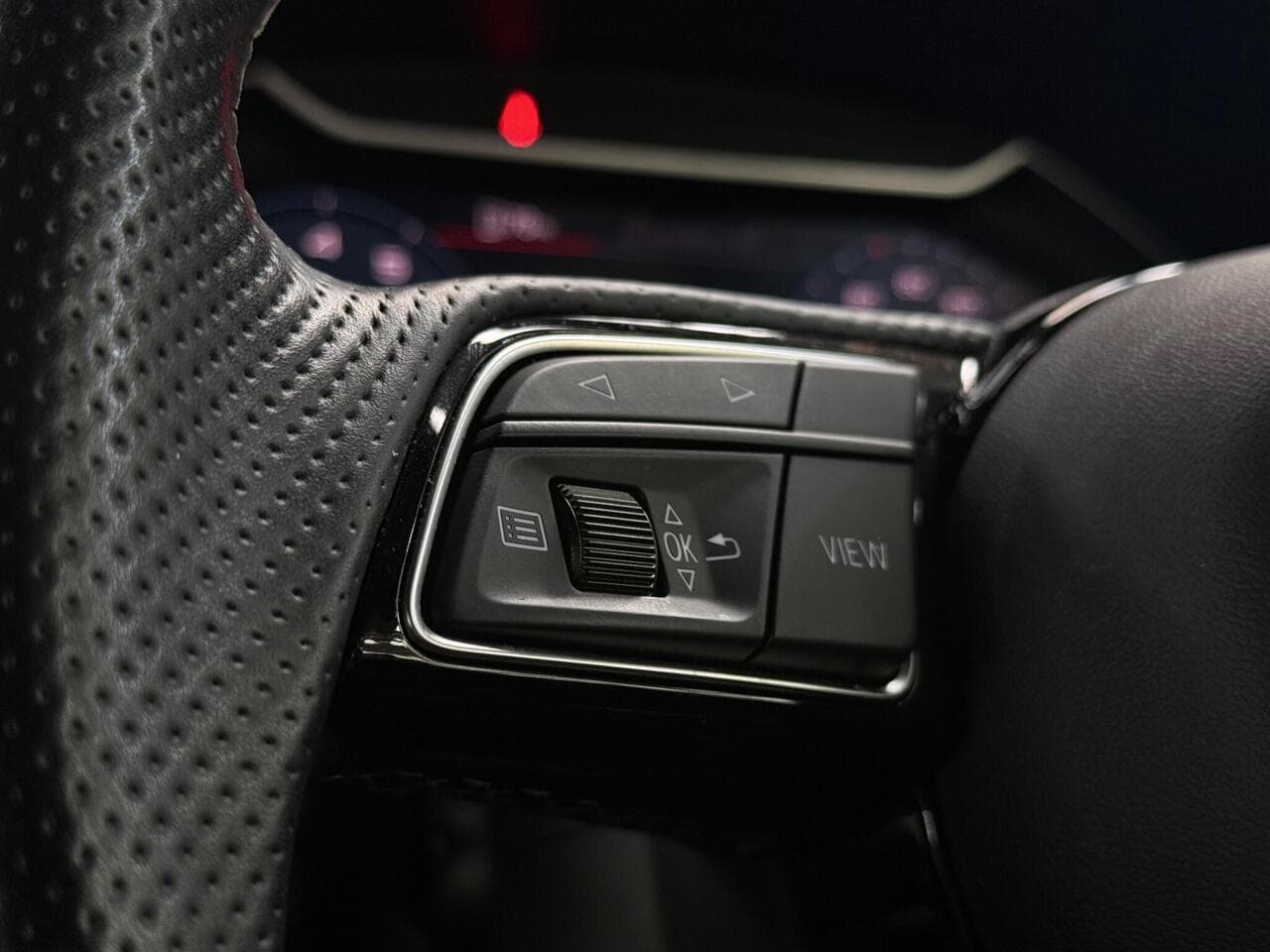 Audi A1 thumbnail Misc Controls