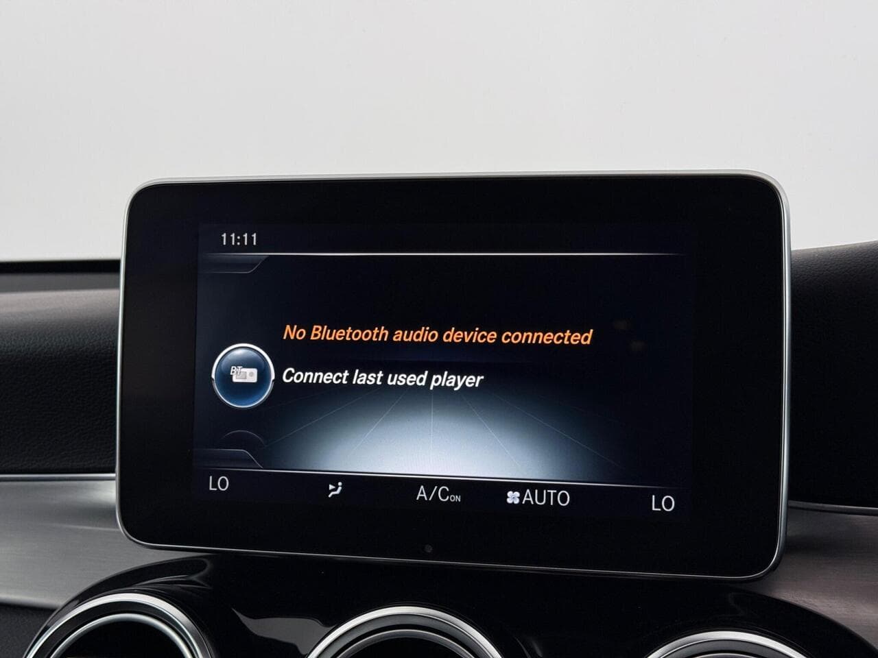 Mercedes-Benz GLC thumbnail Infotainment System