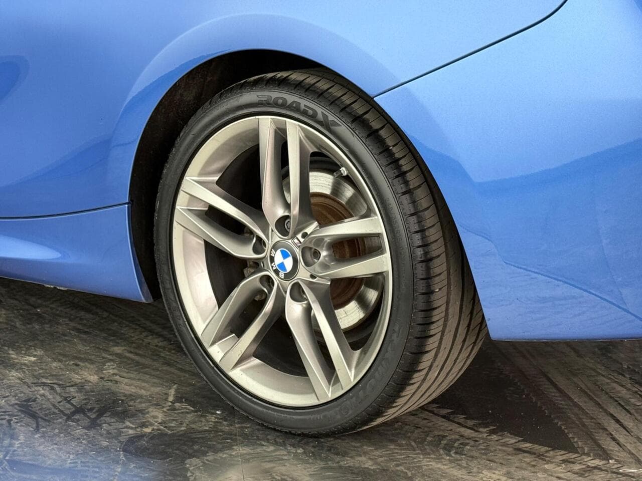 BMW 2 Series thumbnail Wheel