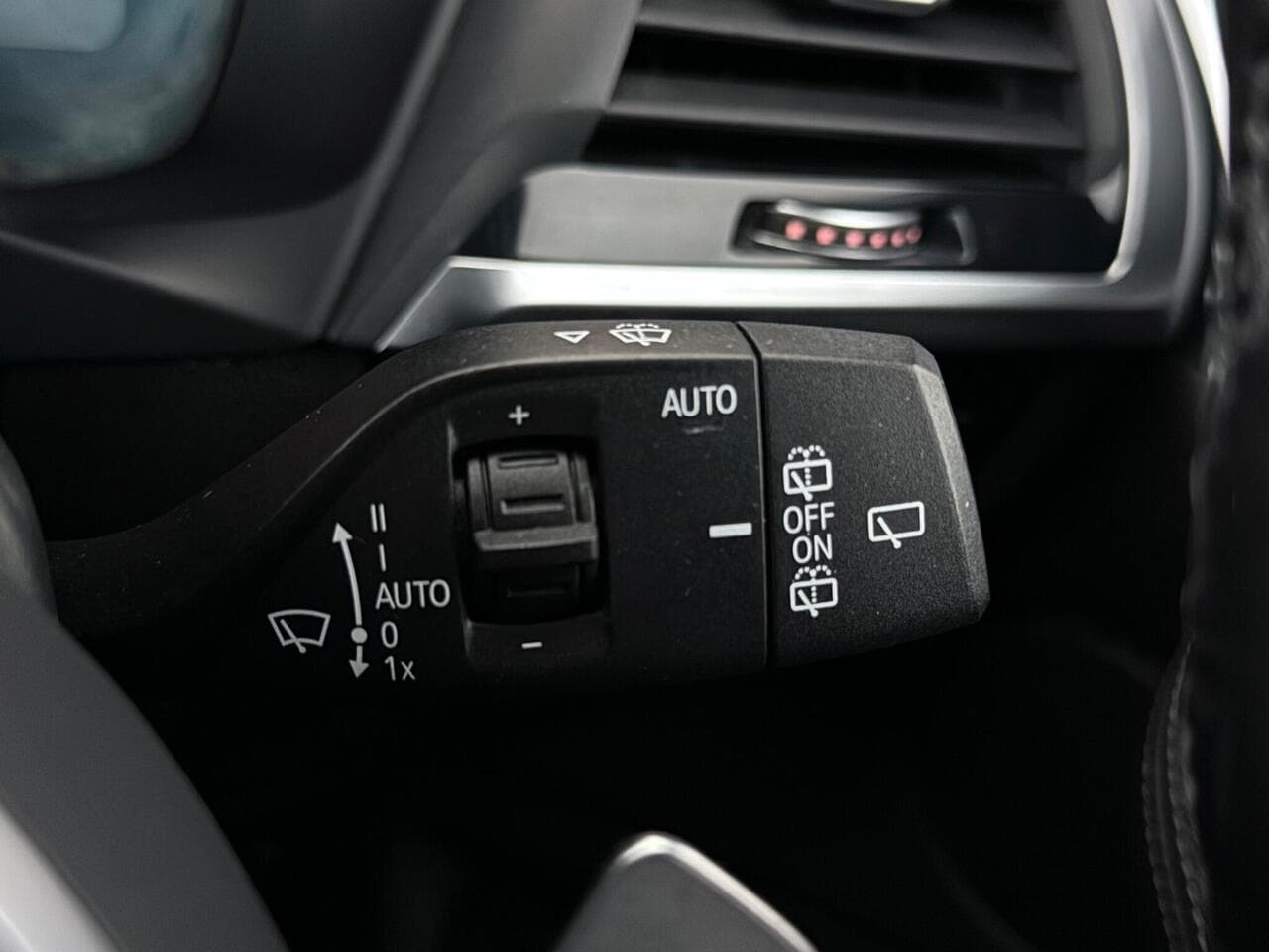 BMW X3 thumbnail Misc Controls