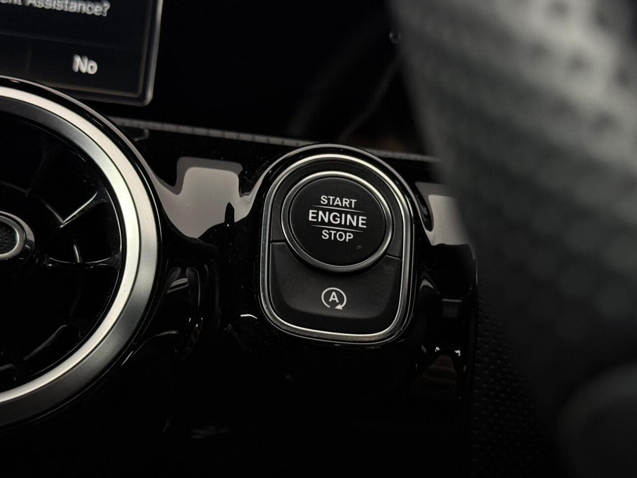 Mercedes-Benz A Class thumbnail Misc Controls