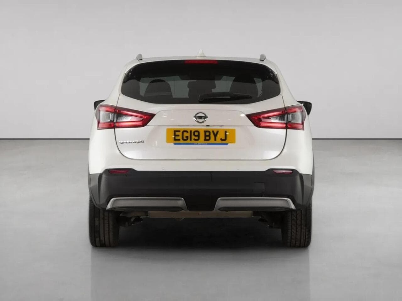Nissan Qashqai thumbnail Rear