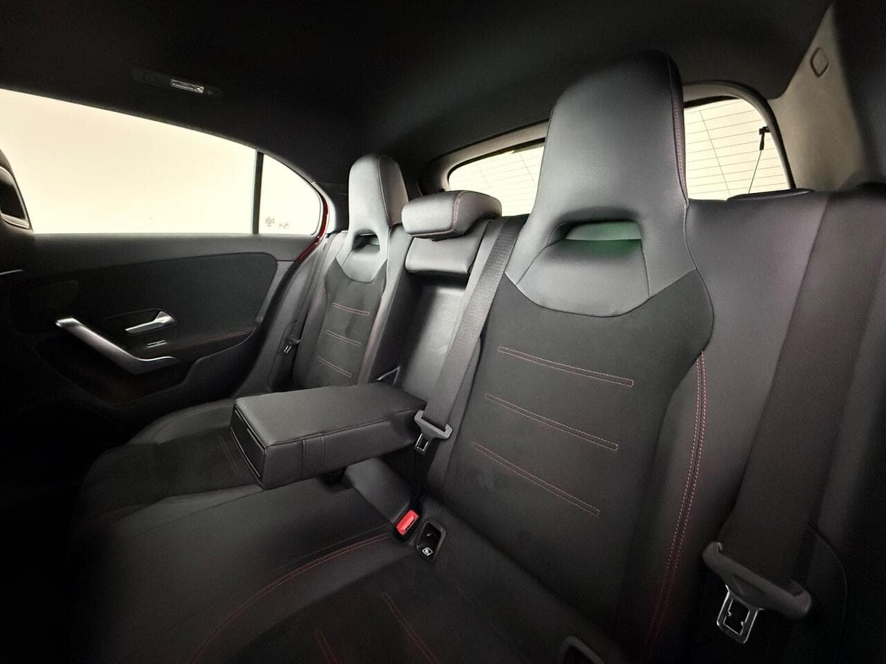 Mercedes-Benz A Class thumbnail Seats Rear