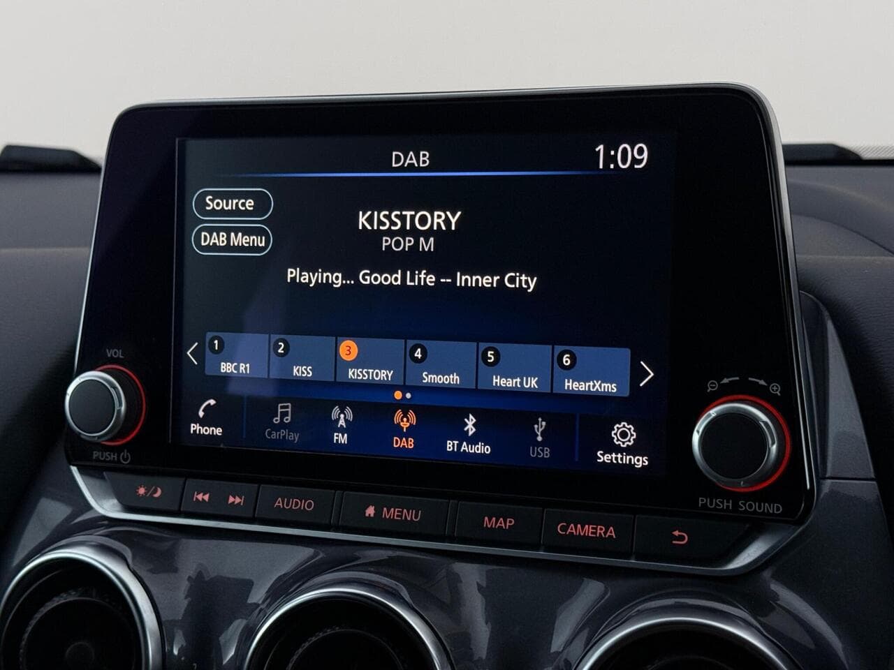 Nissan Juke thumbnail Infotainment System