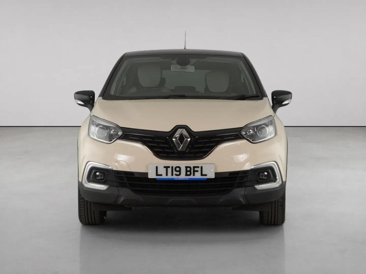 Renault Captur thumbnail Front