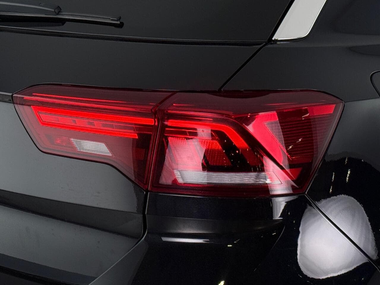 Volkswagen T-Roc thumbnail Lights Rear