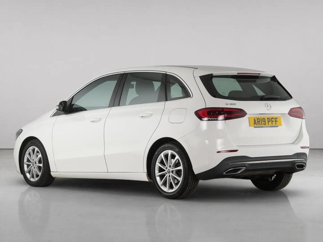 Mercedes-Benz B Class thumbnail Rear Left