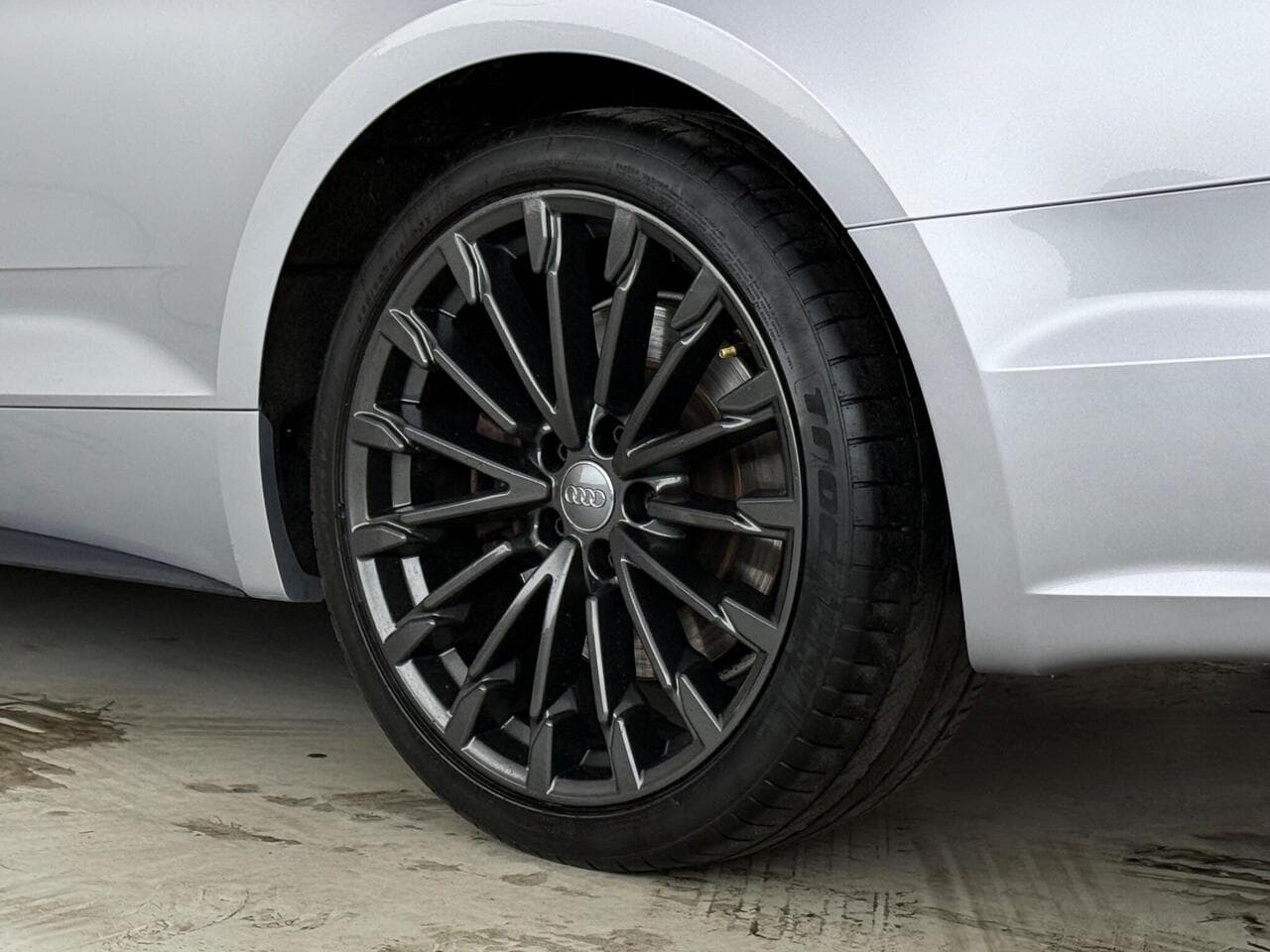 Audi A5 Cabriolet thumbnail Wheel