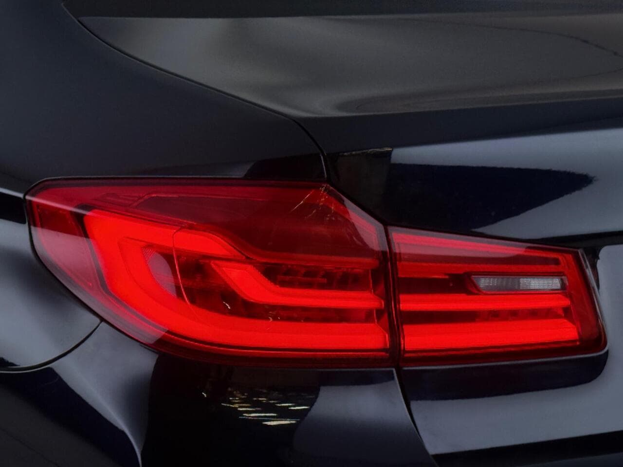 BMW 5 Series thumbnail Lights Rear