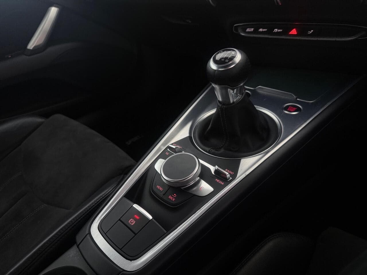 Audi TT thumbnail Interior Front
