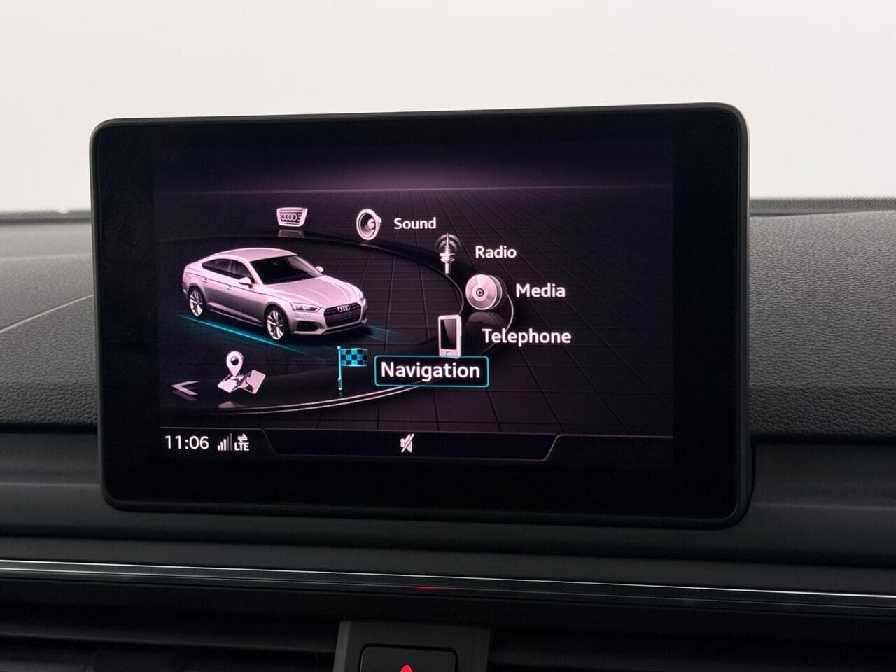 Audi A5 thumbnail Infotainment System