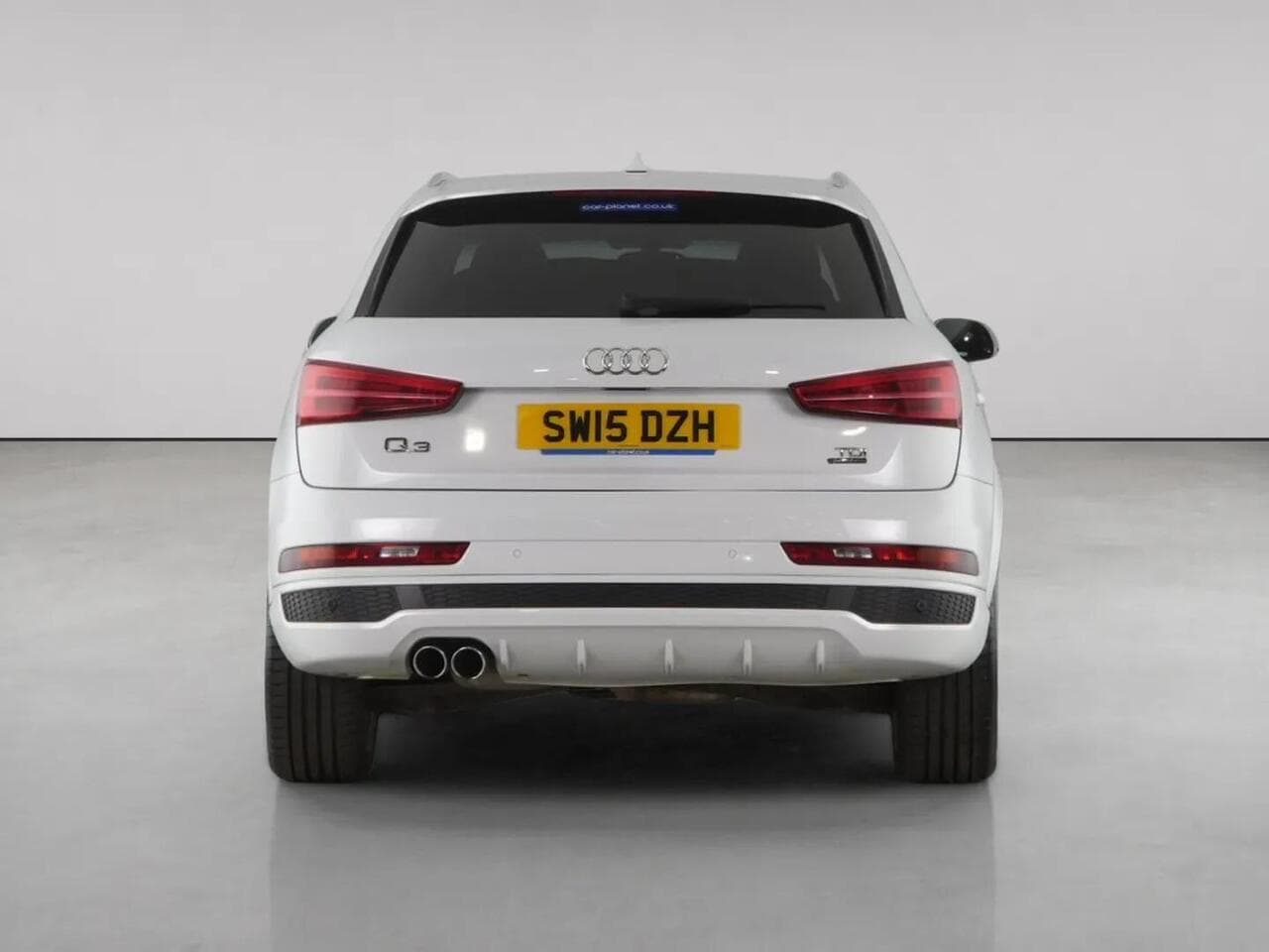 Audi Q3 thumbnail Rear