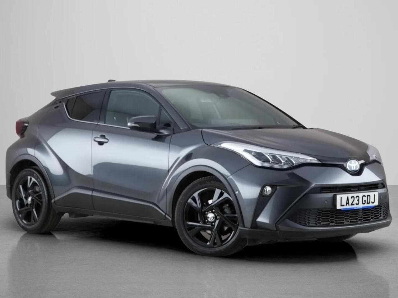 Toyota C-HR - Toyota C-HR 1.8 VVT-h Design CVT Euro 6 (s/s) 5dr