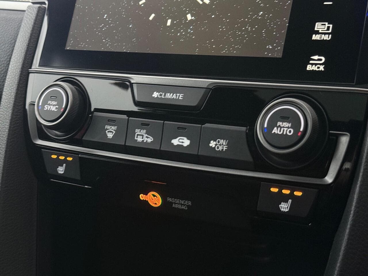 Honda Civic thumbnail Infotainment System