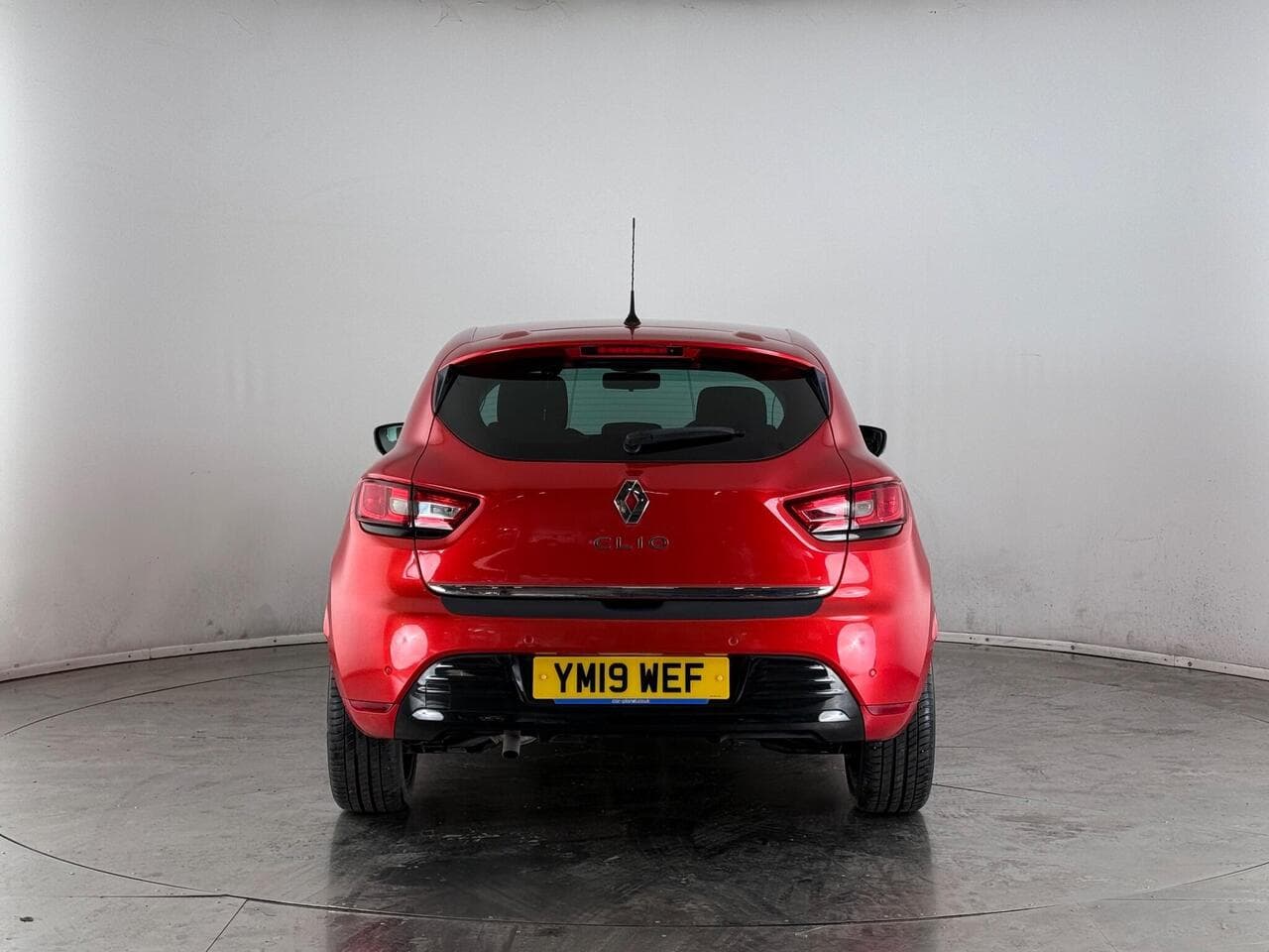 Renault Clio thumbnail Rear