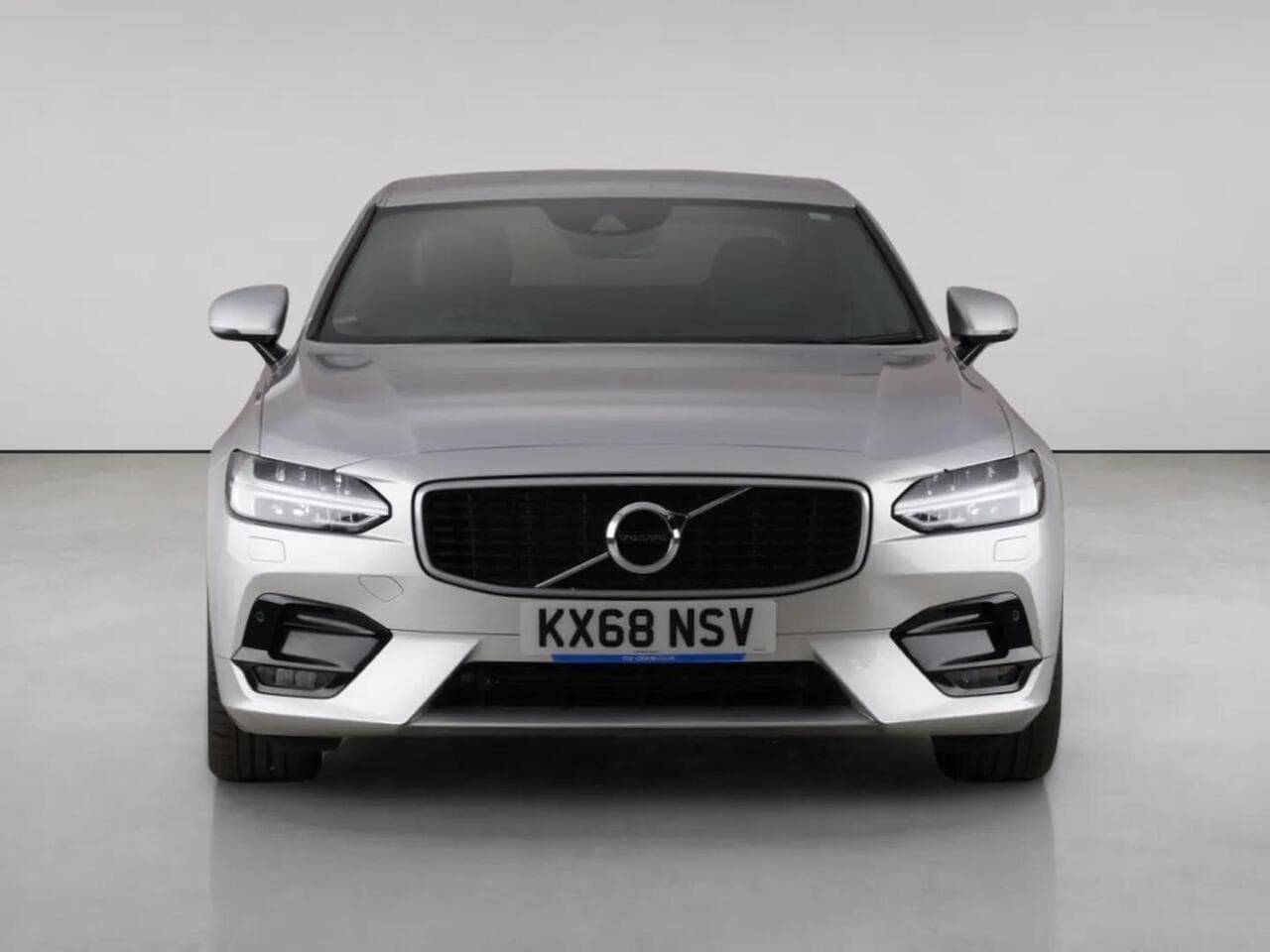 Volvo S90 thumbnail Front