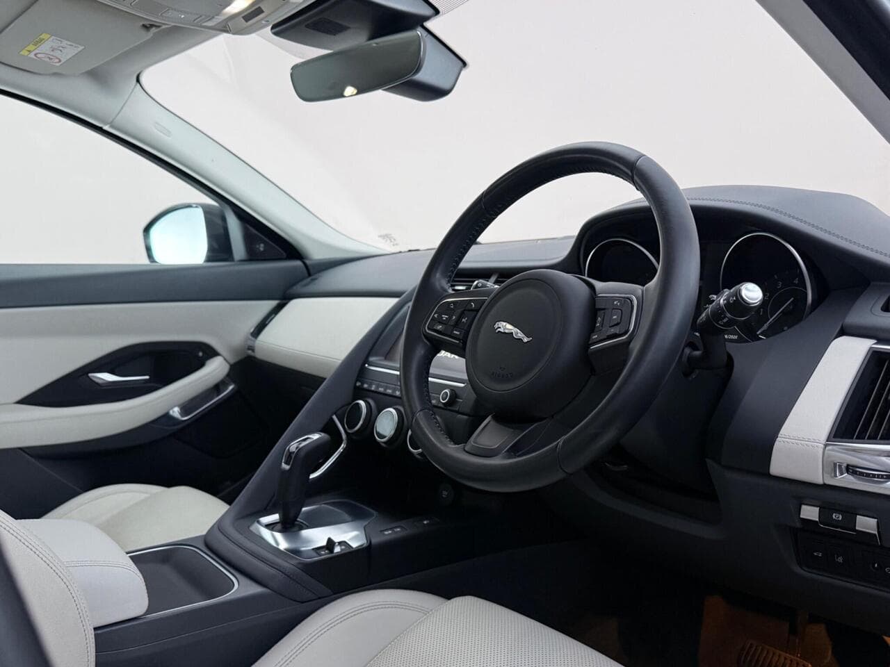 Jaguar E-PACE thumbnail Interior Front