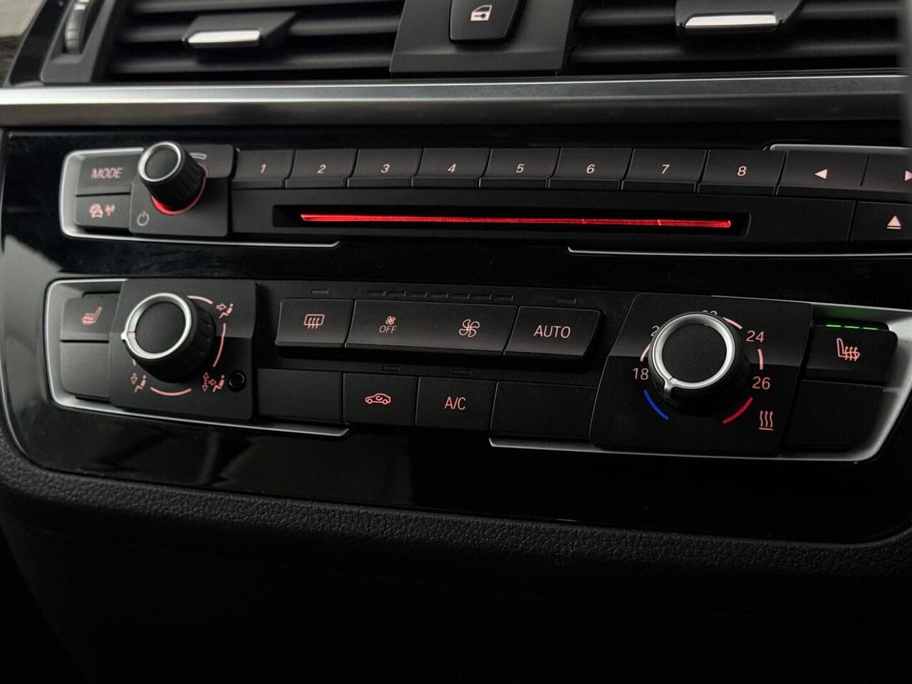 BMW 2 Series thumbnail Infotainment System