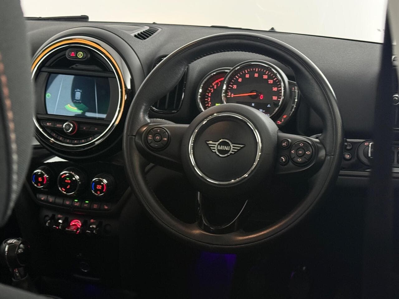 MINI Countryman thumbnail Steering Wheel