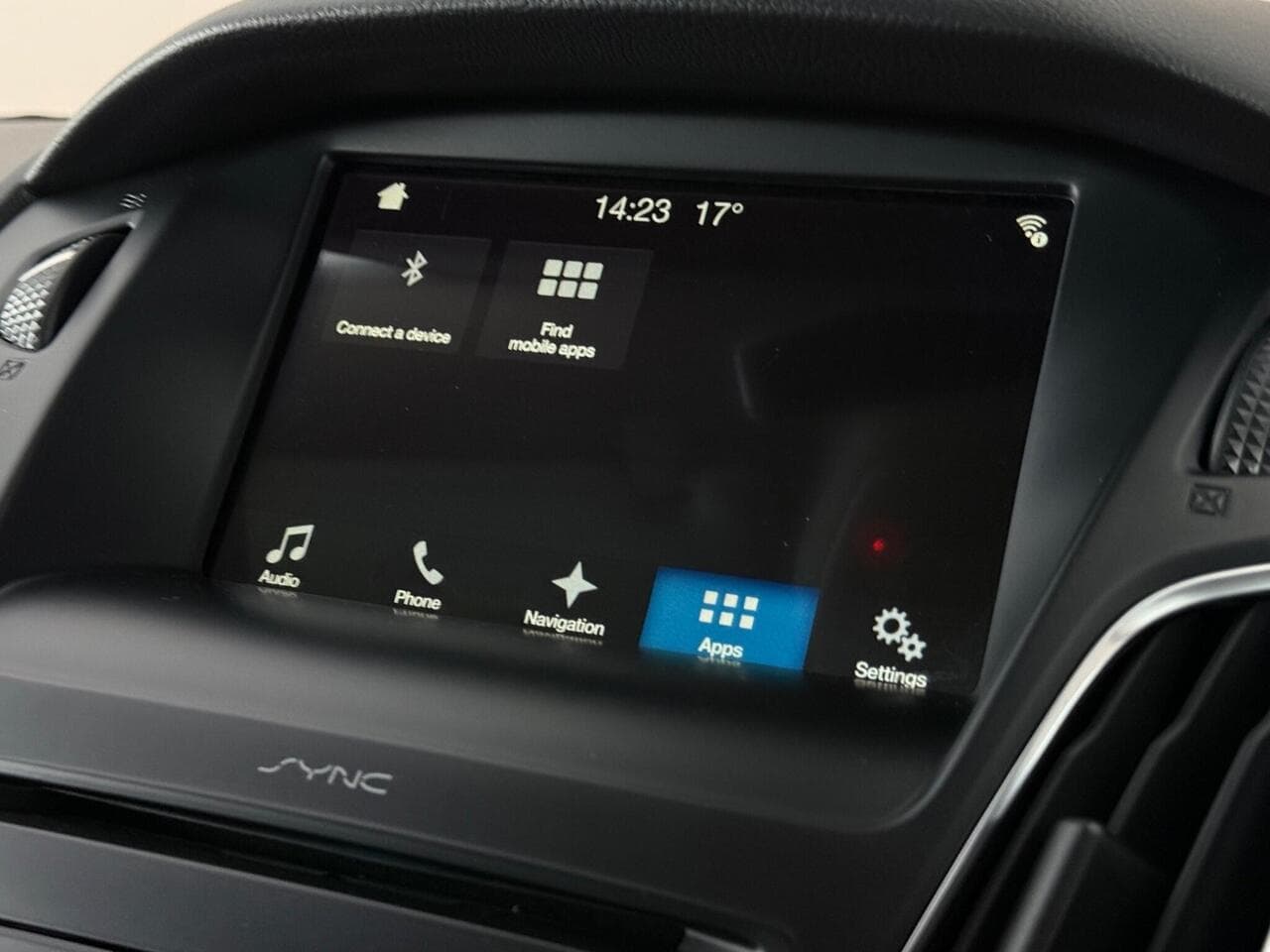 Ford Focus thumbnail Infotainment System