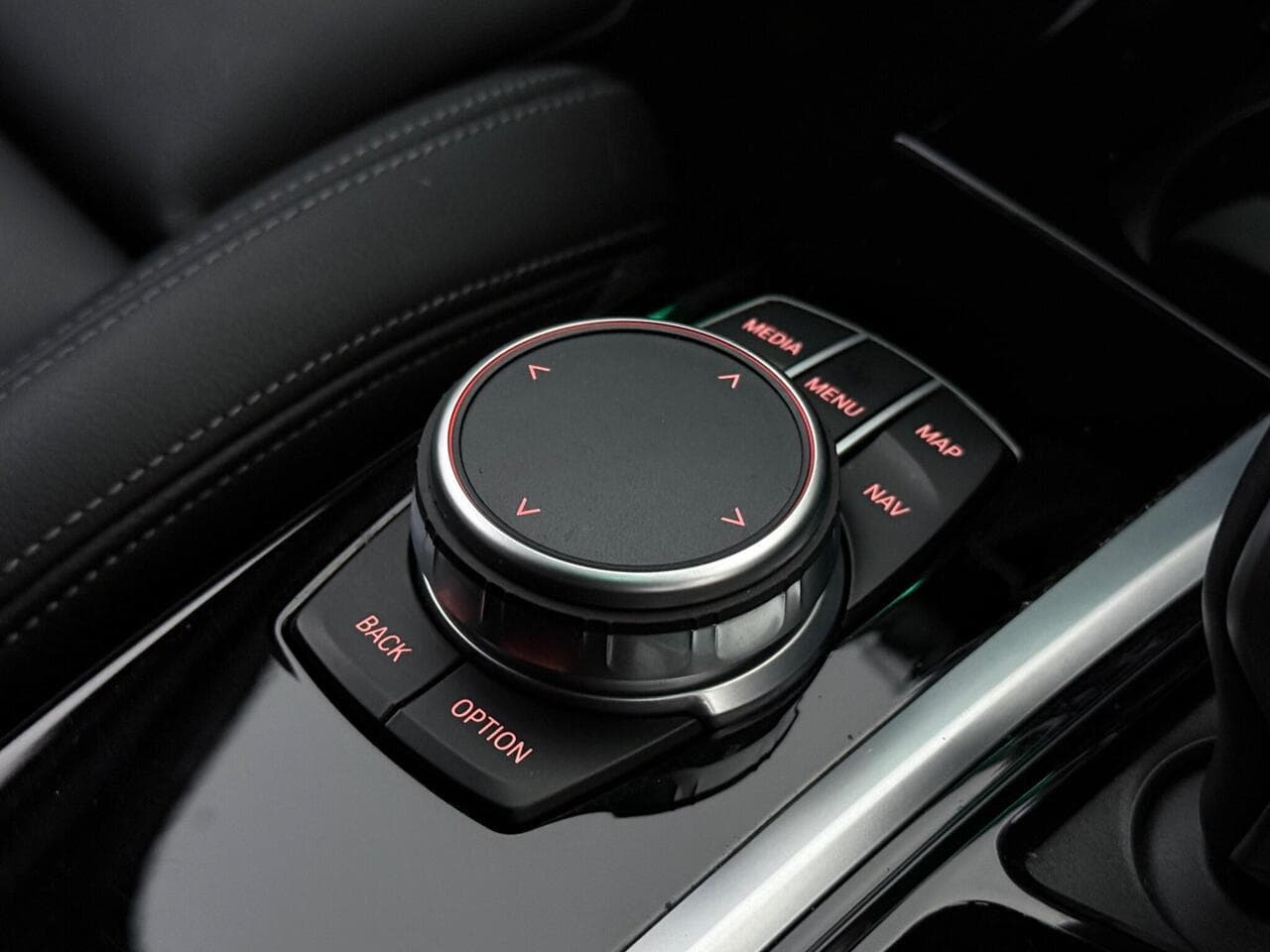 BMW X3 thumbnail Misc Controls